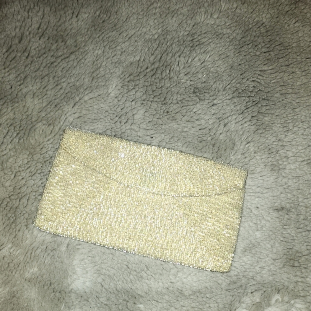 Richere Bag by Walborg beautifully beaded cream/yellow clutch